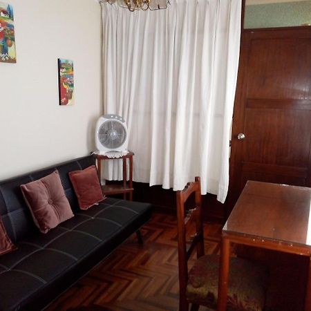 Nydia'S Trujillo City Hostel Buitenkant foto